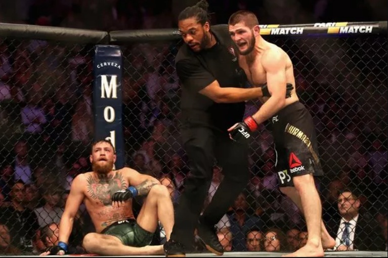 Khabib Nurmagomedov: Saya Ingin Menggigit Jantung Conor McGregor!