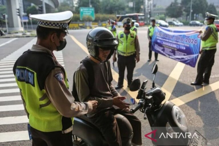 Layanan SIM Keliling tetap tersedia di lima lokasi Jakarta pada Sabtu