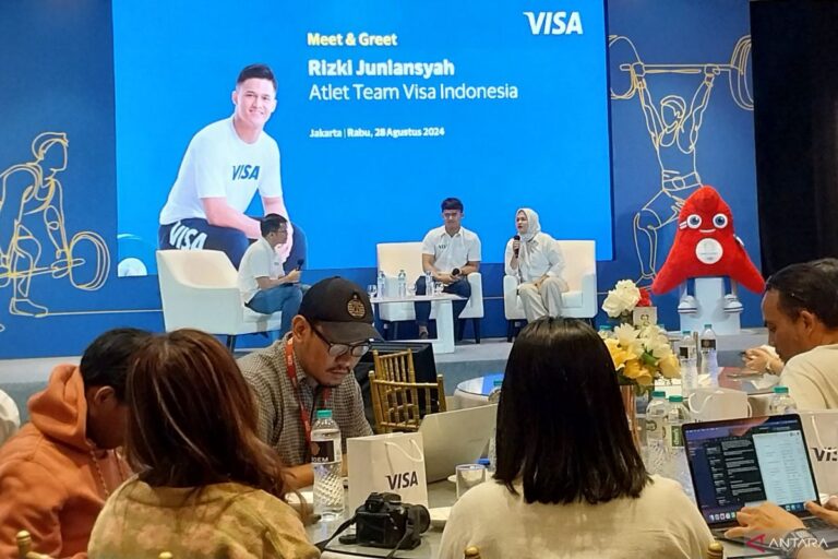 Lifter Rizki targetkan tiga emas Olimpiade baru menikah