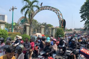 Long Weekend, Lalu Lintas Menuju Ragunan Macet Pagi Ini