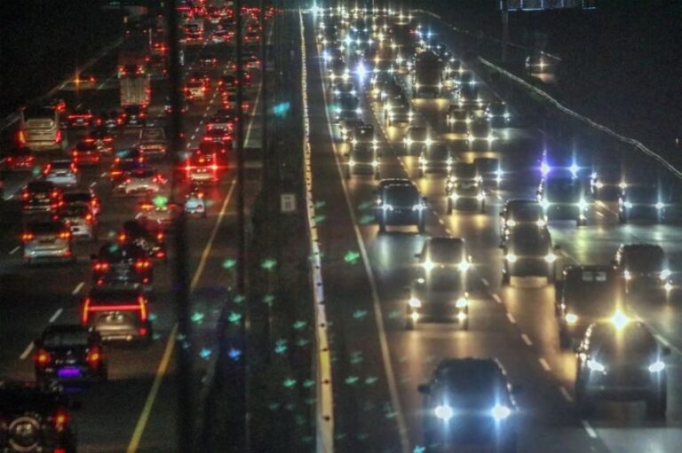 Malam Ini Tol Jagorawi TMII Arah Bogor Terpantau Padat