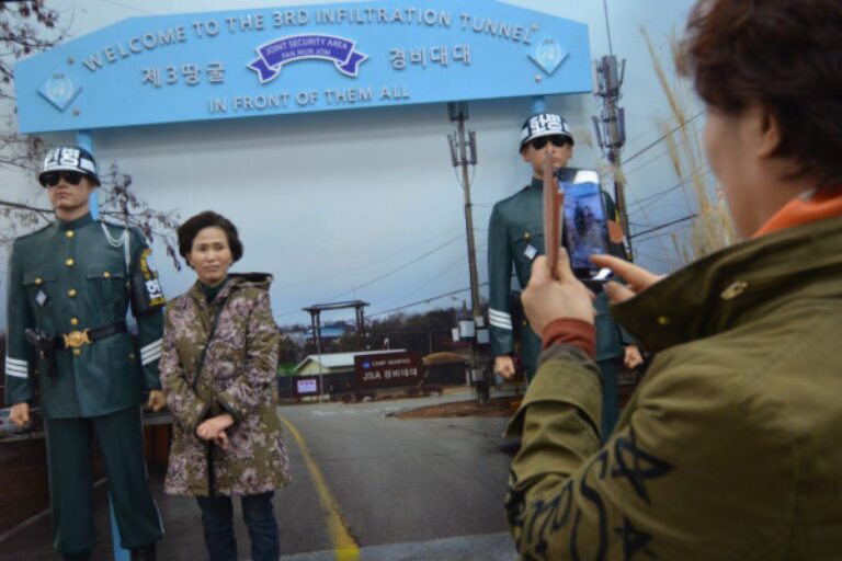 Menteri Unifikasi desak Korut pulangkan warga Korsel yang ditahan