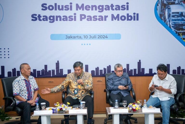 Peneliti Ungkap Penyebab Penjualan Mobil Cenderung Stagnan di Masa Pemerintahan Jokowi