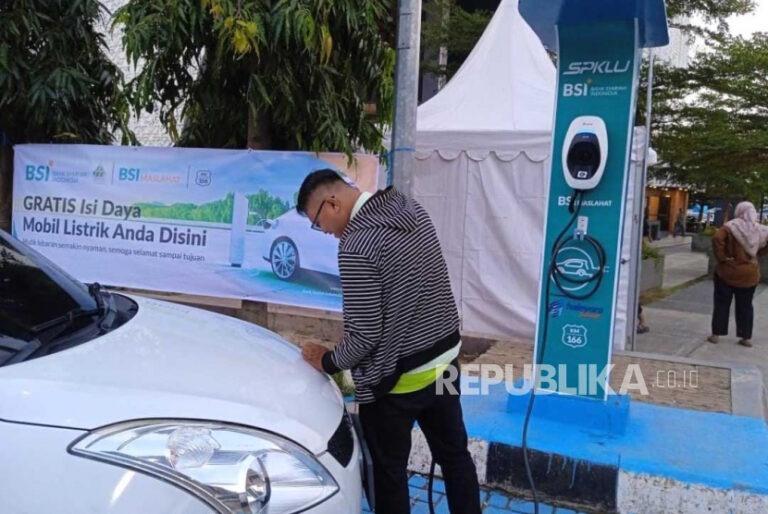 Pengelola Tol Cipali Optimalkan Pengoperasian SPKLU di Tujuh Rest Area