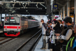 Pengguna Commuter Line Jabodetabek Hampir 1,15 Juta per Hari