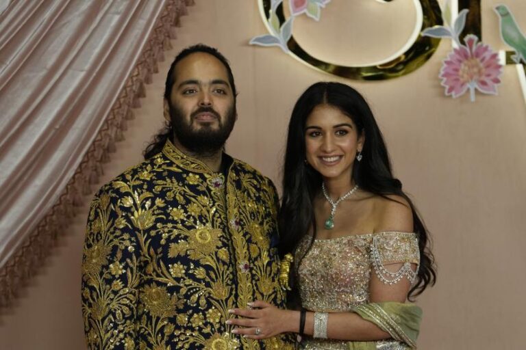 Pernikahan Anant Ambani Habiskan Dana Triliunan, Kena ‘Sentil’ Ekonom India