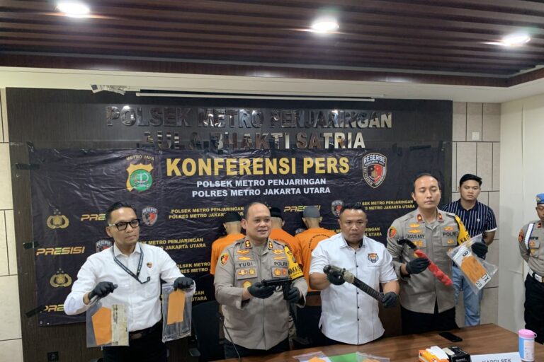 Polisi tangkap empat pelaku pencurian motor bersenjata di PIK