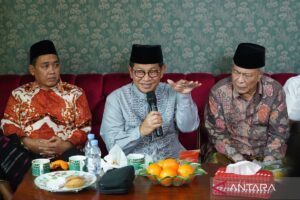 Pramono janji buat peraturan daerah soal pondok pesantren