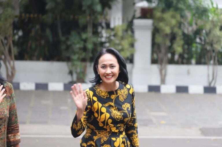 Profil Christina Aryani, Alumnus S2 Hukum UI Calon Wamen di Kabinet Prabowo