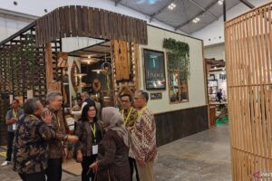 Ratusan perusahaan furnitur ikut pameran IFFINA Indonesia Expo 2024