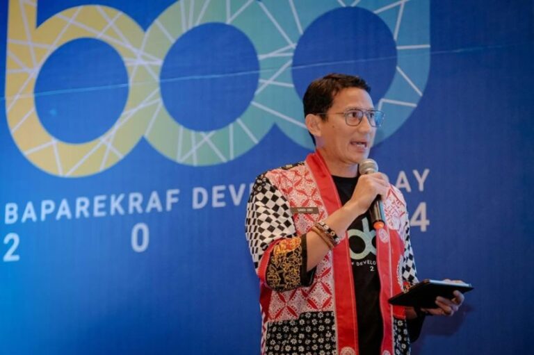 Sandiaga Uno Bakal Revitalisasi Gunung Pancar untuk Tarik Kembali Wisatawan