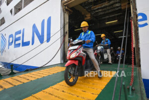 Tegas! Pelni Pecat Puluhan Pegawai yang Jual-Beli Kasur di Kapal