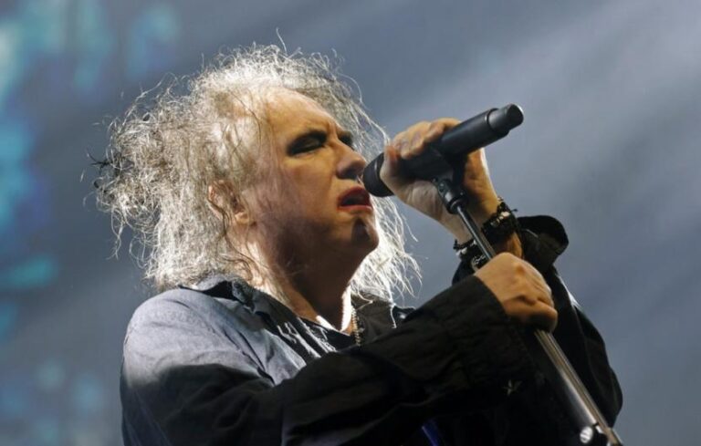 The Cure Rilis Lagu Baru ‘Alone’, Karya Emosional dan Penuh Rasa Takut