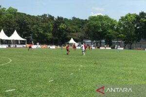 Tim hoki outdoor putra Jawa Barat menang tipis atas DKI Jakarta 2-1